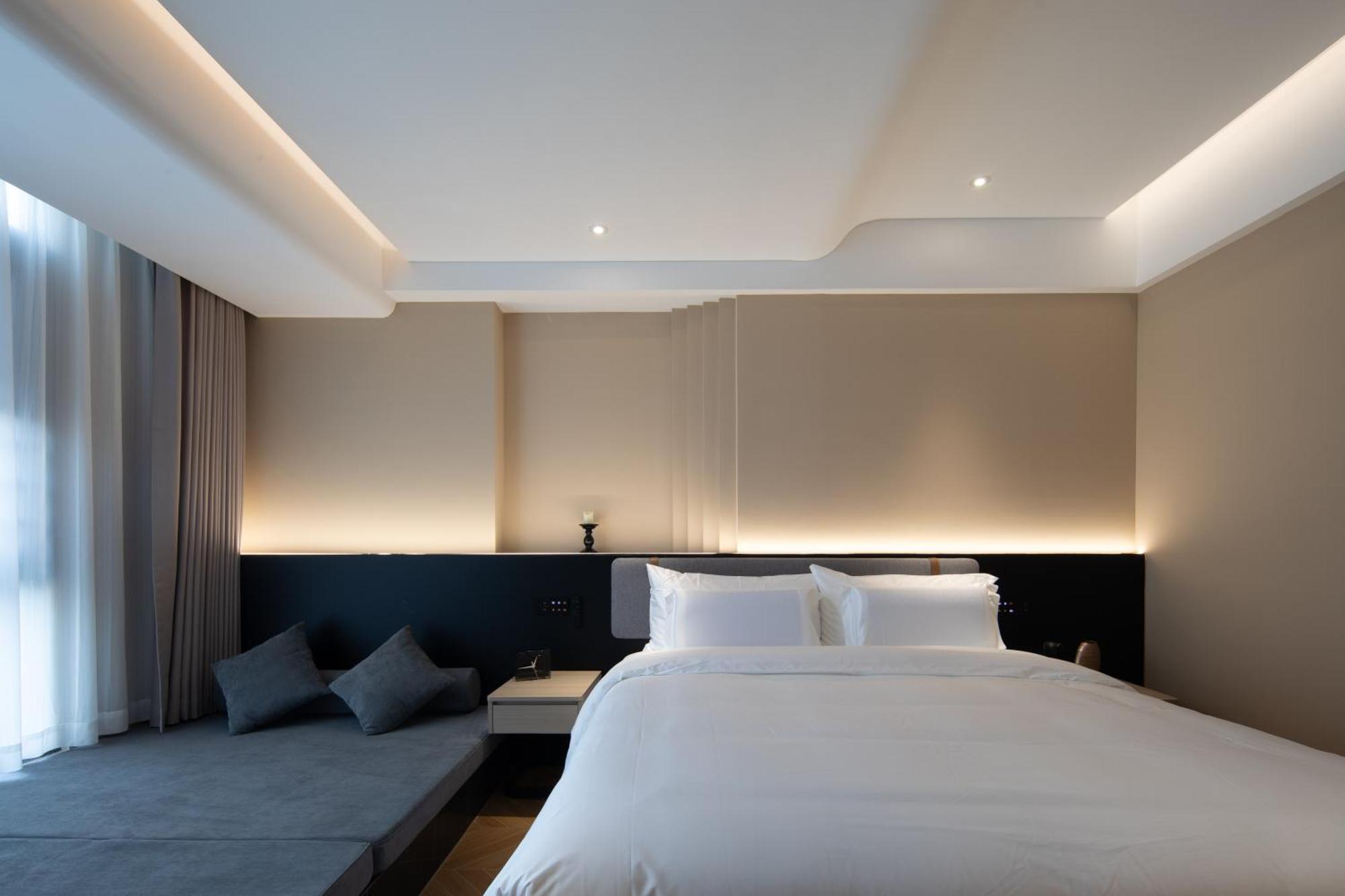 See You Soon At The Ritz Rose Summer Hotel Санья Экстерьер фото